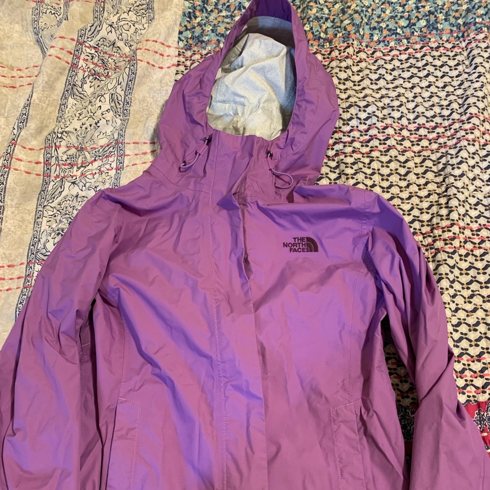 Women’s venture 2 North Face jacket
